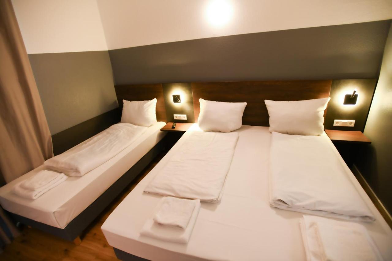 Hotel Apadana Frankfurt Frankfurt nad Mohanem Exteriér fotografie
