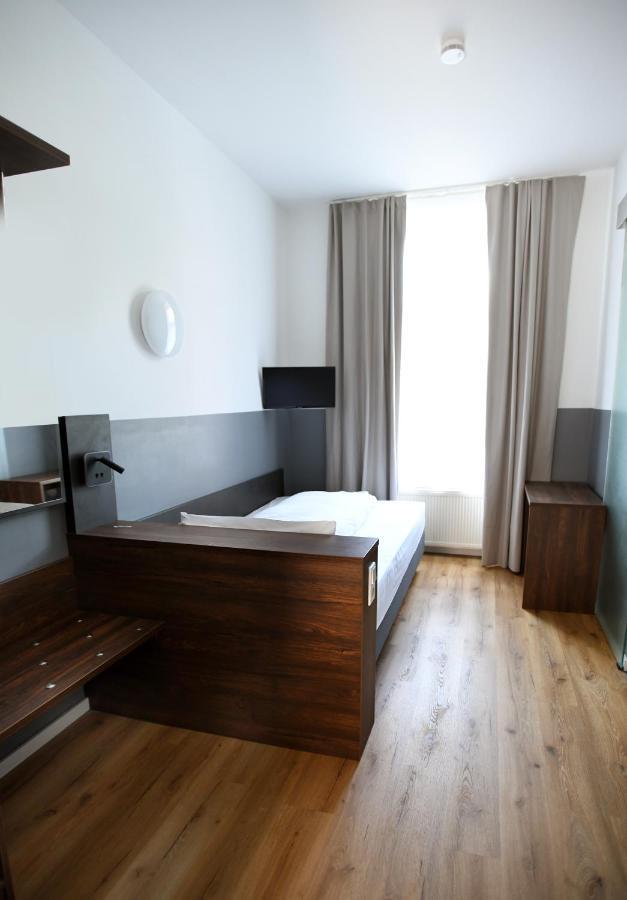 Hotel Apadana Frankfurt Frankfurt nad Mohanem Exteriér fotografie