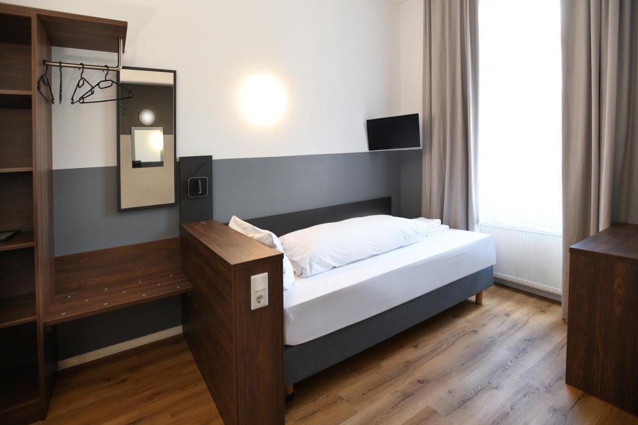 Hotel Apadana Frankfurt Frankfurt nad Mohanem Exteriér fotografie